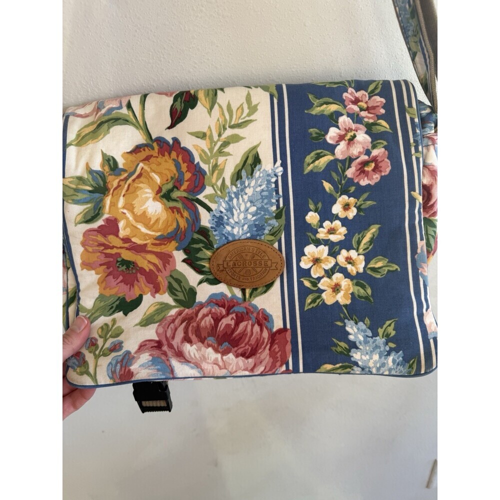 American Style Lacrosse Sports Tradition Travel Bag Crossbody Floral Pastel - Picture 2 of 5